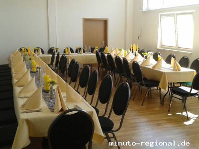Raum für Familienfeiern, Partys, Seminare